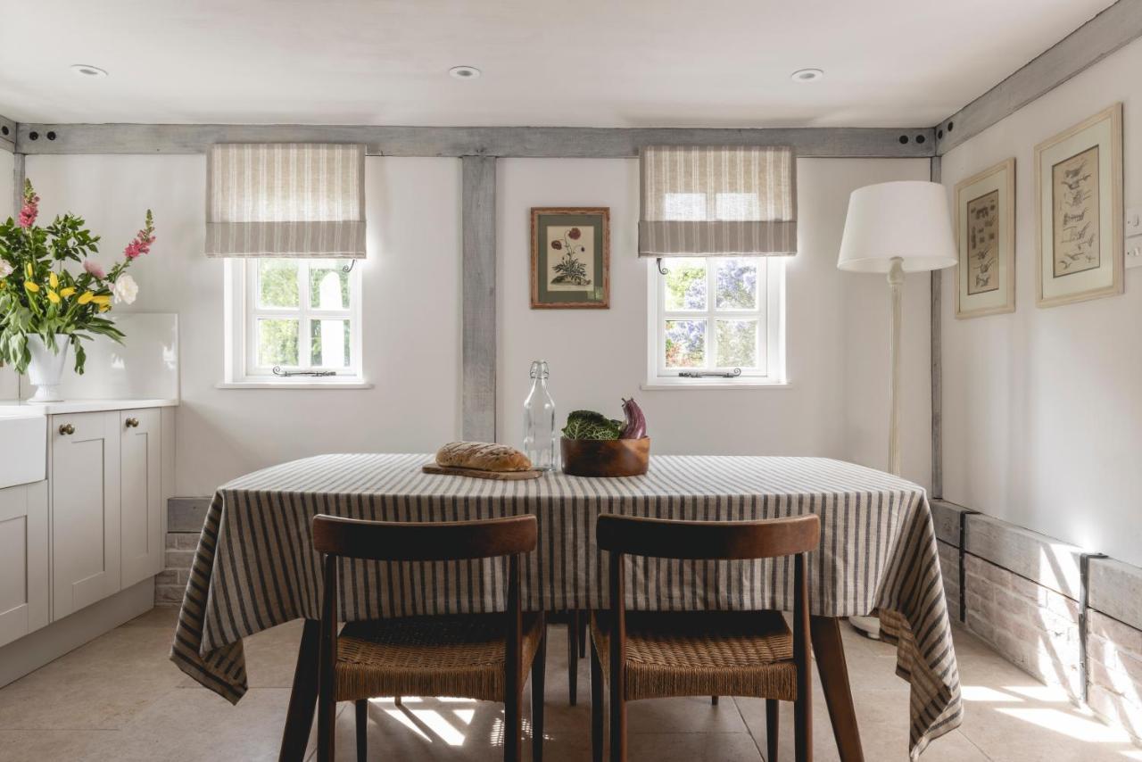 Cosy Cottage With Beautiful Garden, Hottub & Sauna Marden  Exteriér fotografie
