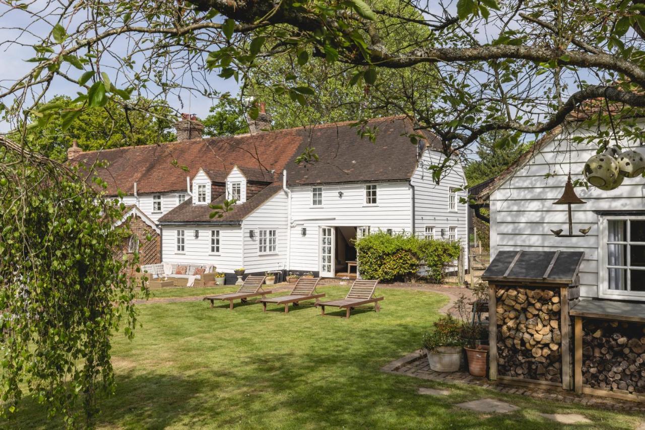 Cosy Cottage With Beautiful Garden, Hottub & Sauna Marden  Exteriér fotografie