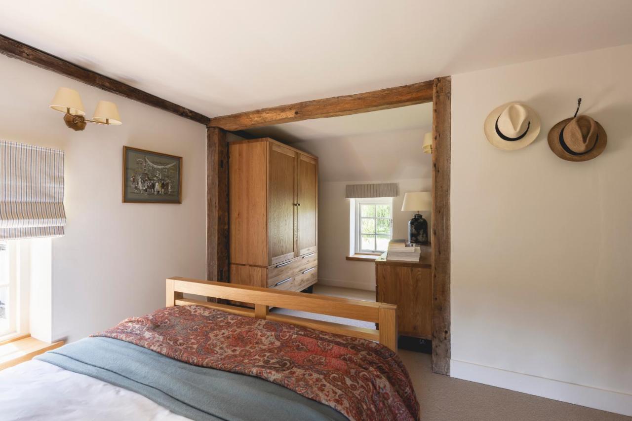 Cosy Cottage With Beautiful Garden, Hottub & Sauna Marden  Exteriér fotografie